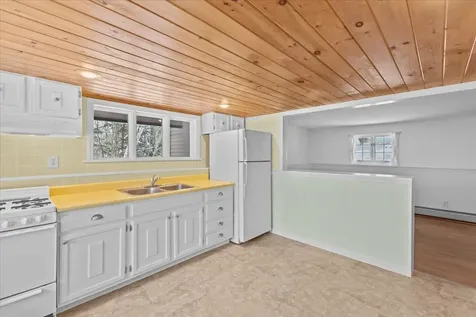 111 North Road Stowe VT 05672