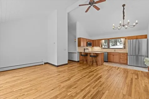 111 North Road Stowe VT 05672