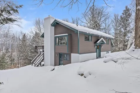 111 North Road Stowe VT 05672