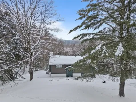 111 North Road Stowe VT 05672