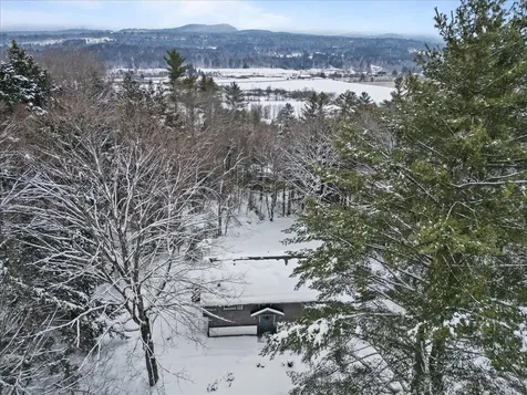 111 North Road Stowe VT 05672