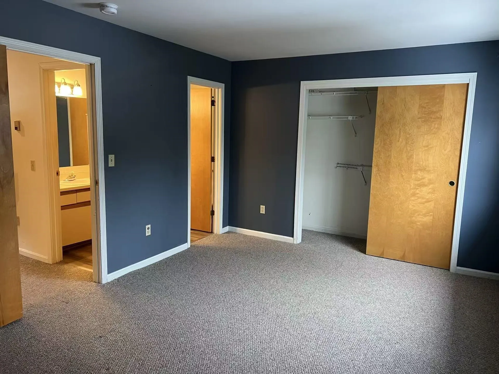 J2 Stonehedge Drive South Burlington VT 05403