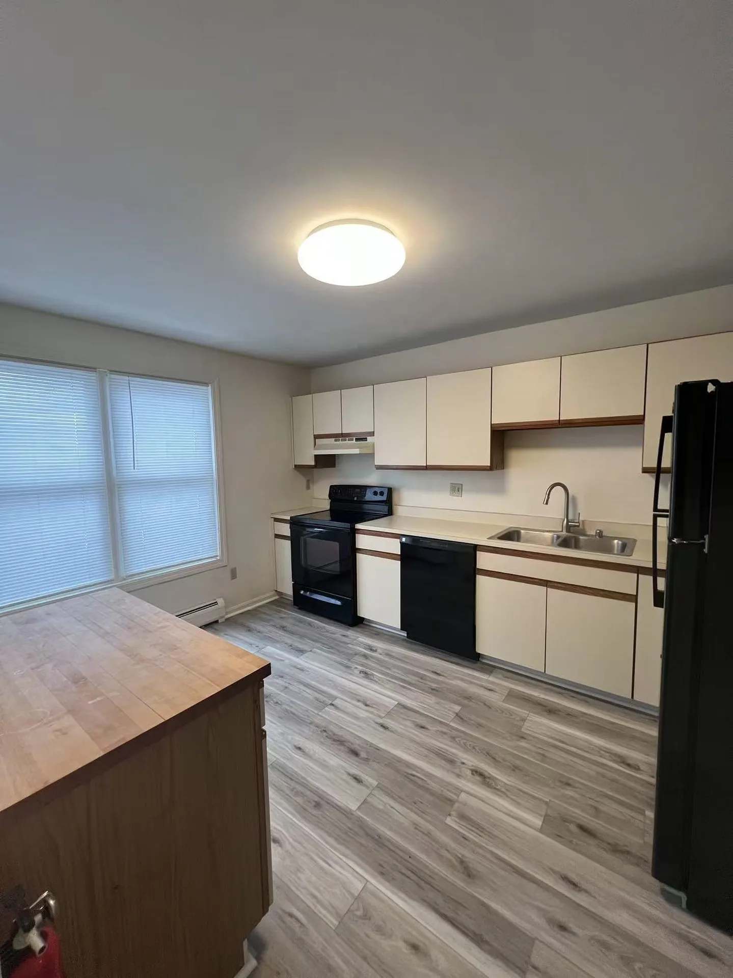 J2 Stonehedge Drive South Burlington VT 05403