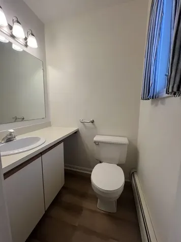 J2 Stonehedge Drive South Burlington VT 05403