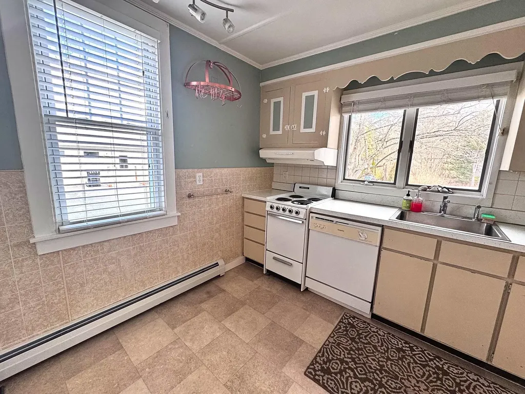 341 Dewey Street Bennington VT 05201