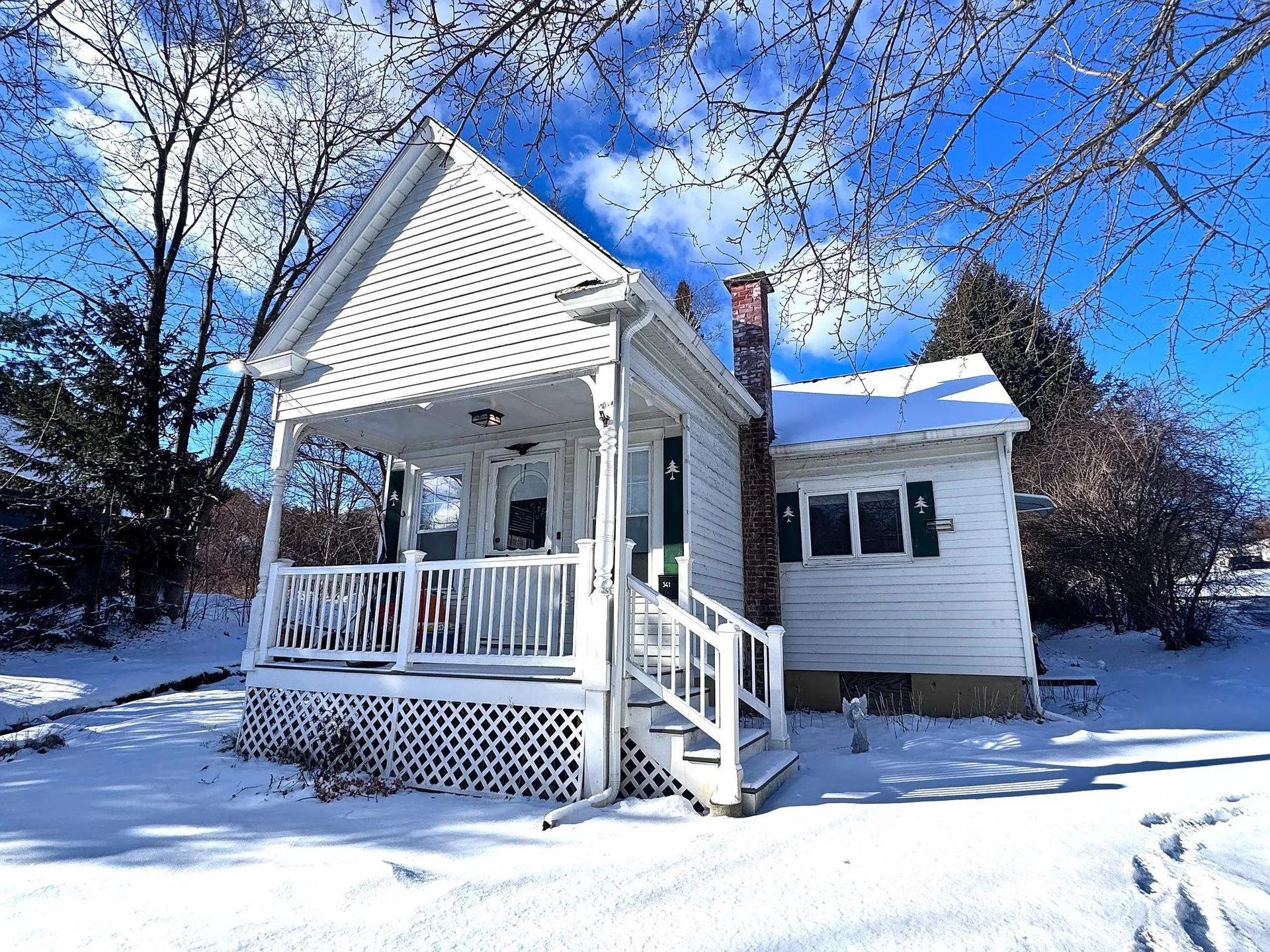 341 Dewey Street Bennington VT 05201