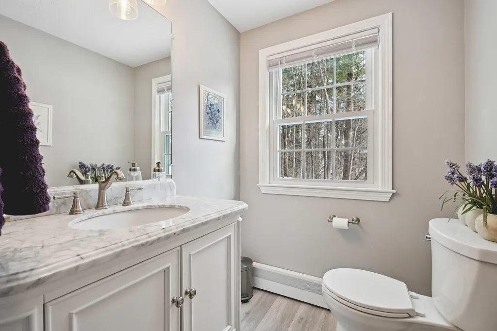 7 Birchwood Drive Derry NH 03038