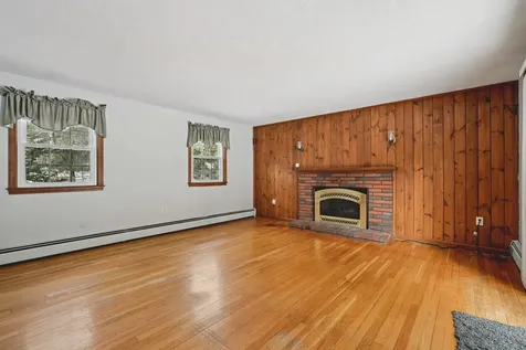 7 Birchwood Drive Derry NH 03038