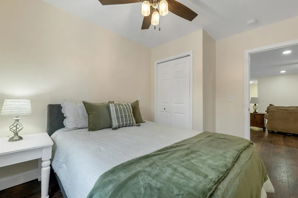 185 Town House Road Effingham NH 03882