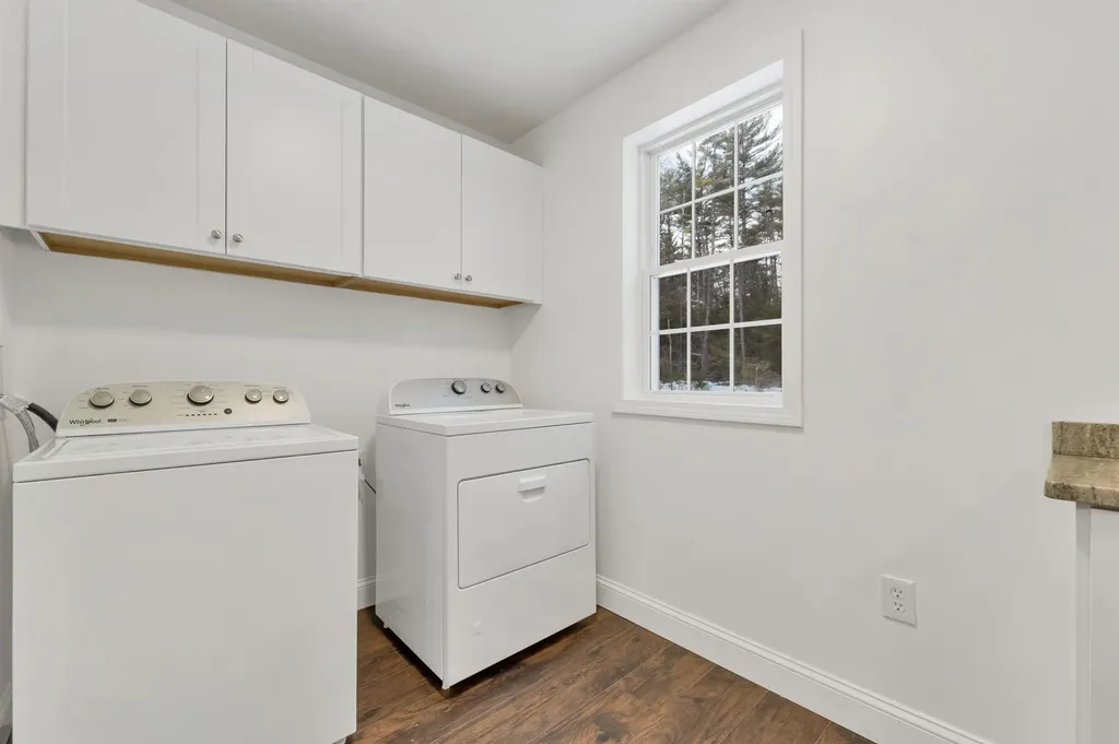 185 Town House Road Effingham NH 03882