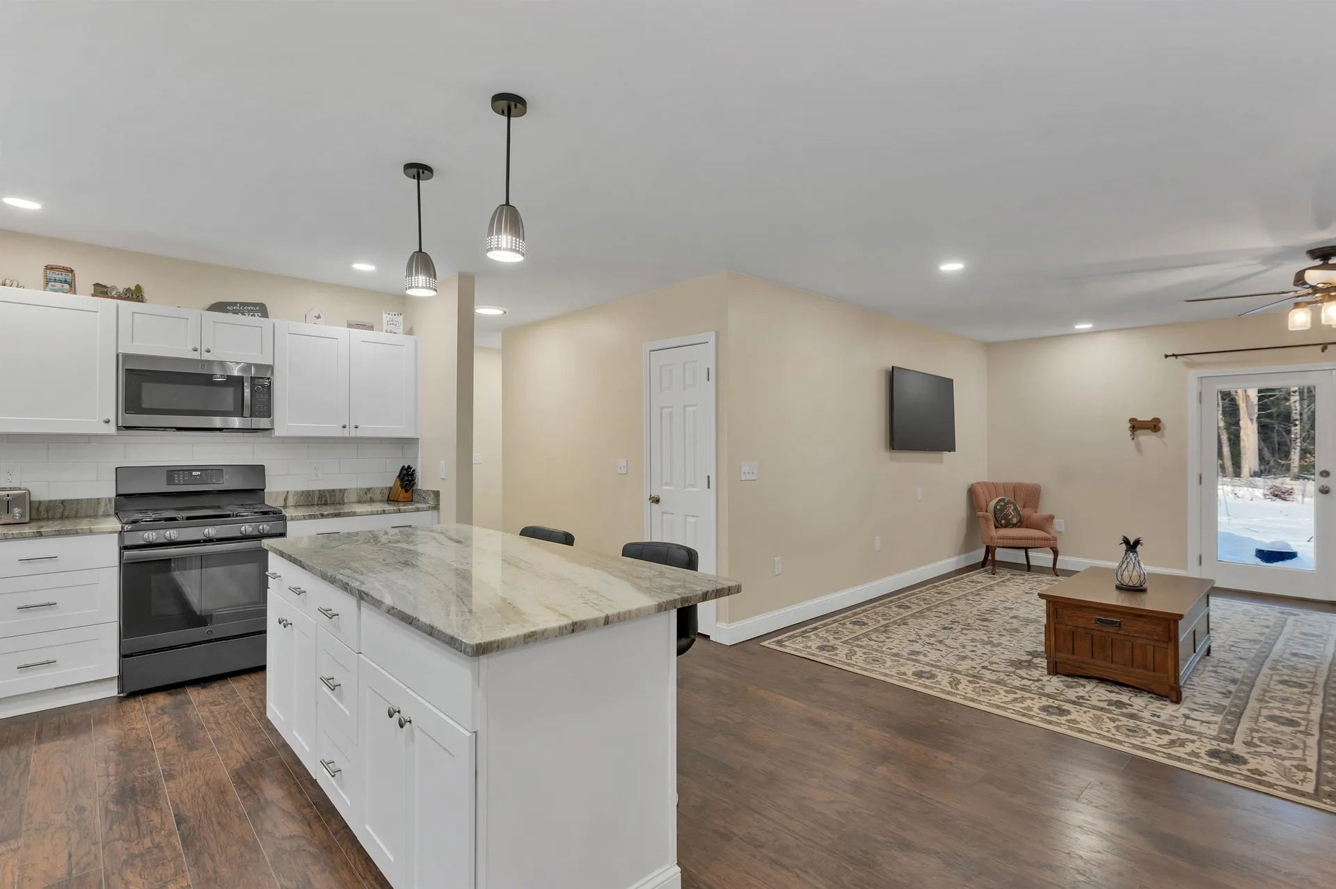 185 Town House Road Effingham NH 03882