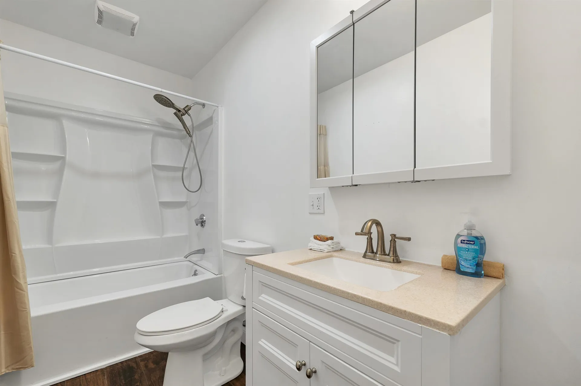 185 Town House Road Effingham NH 03882