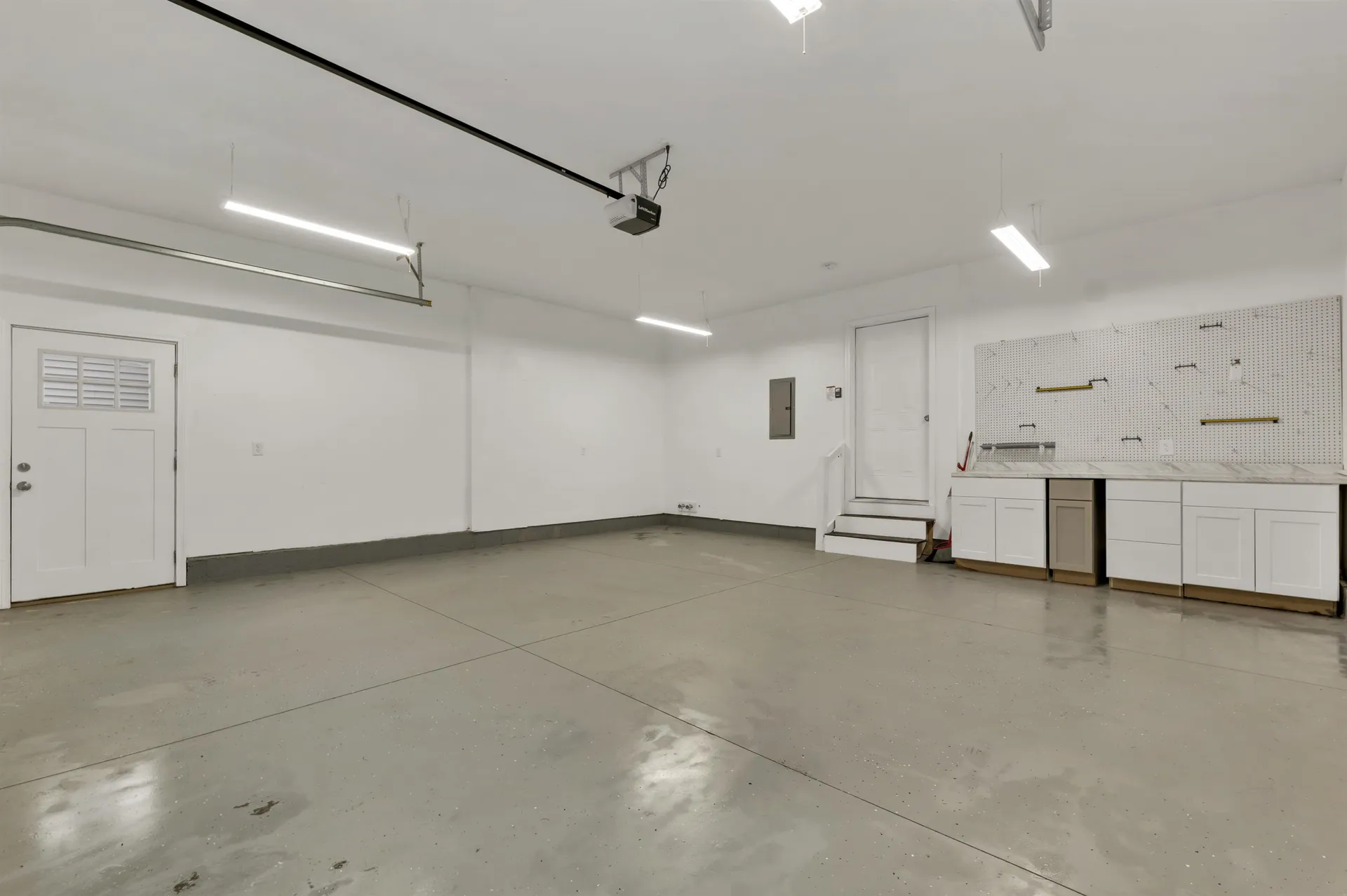 185 Town House Road Effingham NH 03882