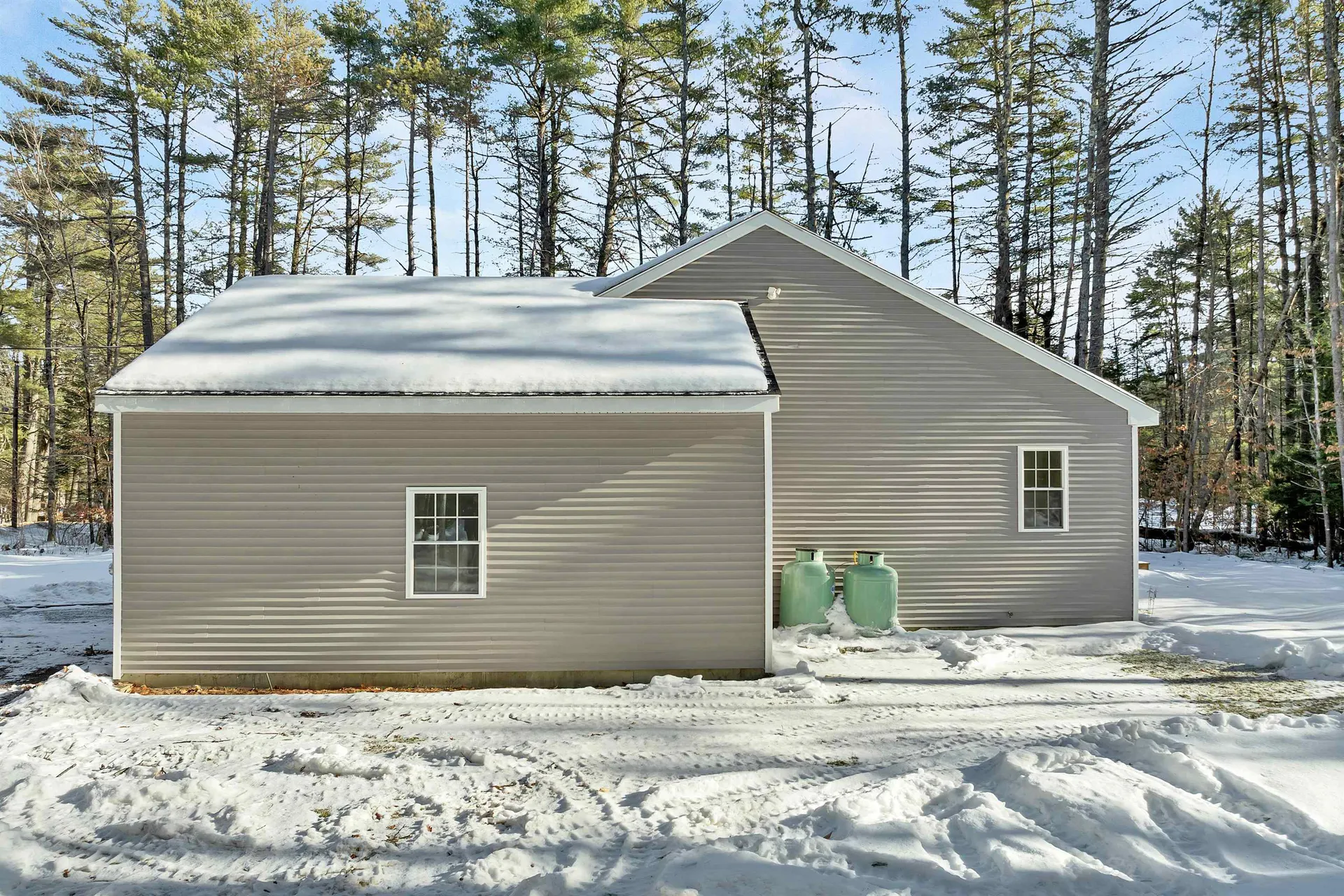 185 Town House Road Effingham NH 03882
