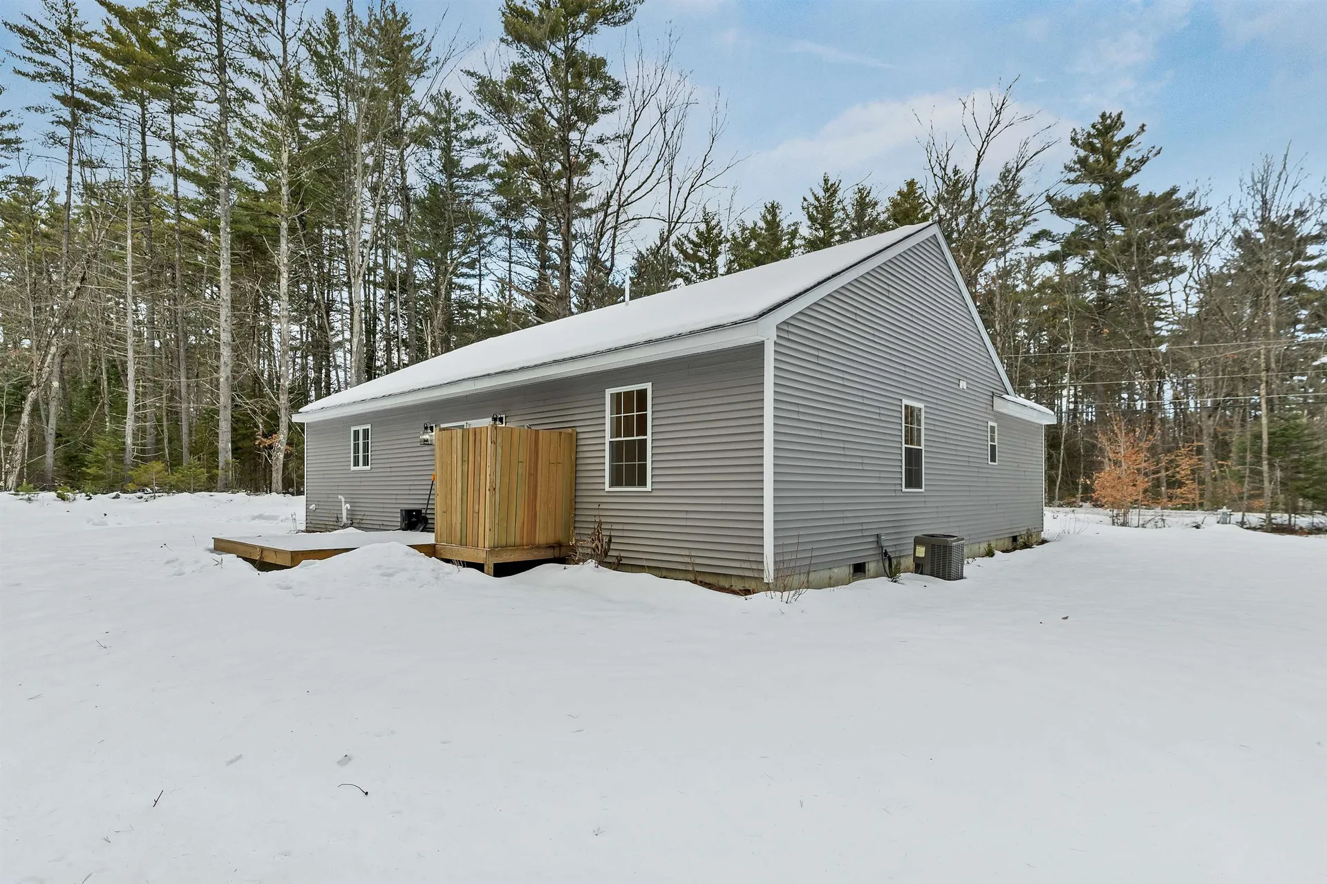185 Town House Road Effingham NH 03882