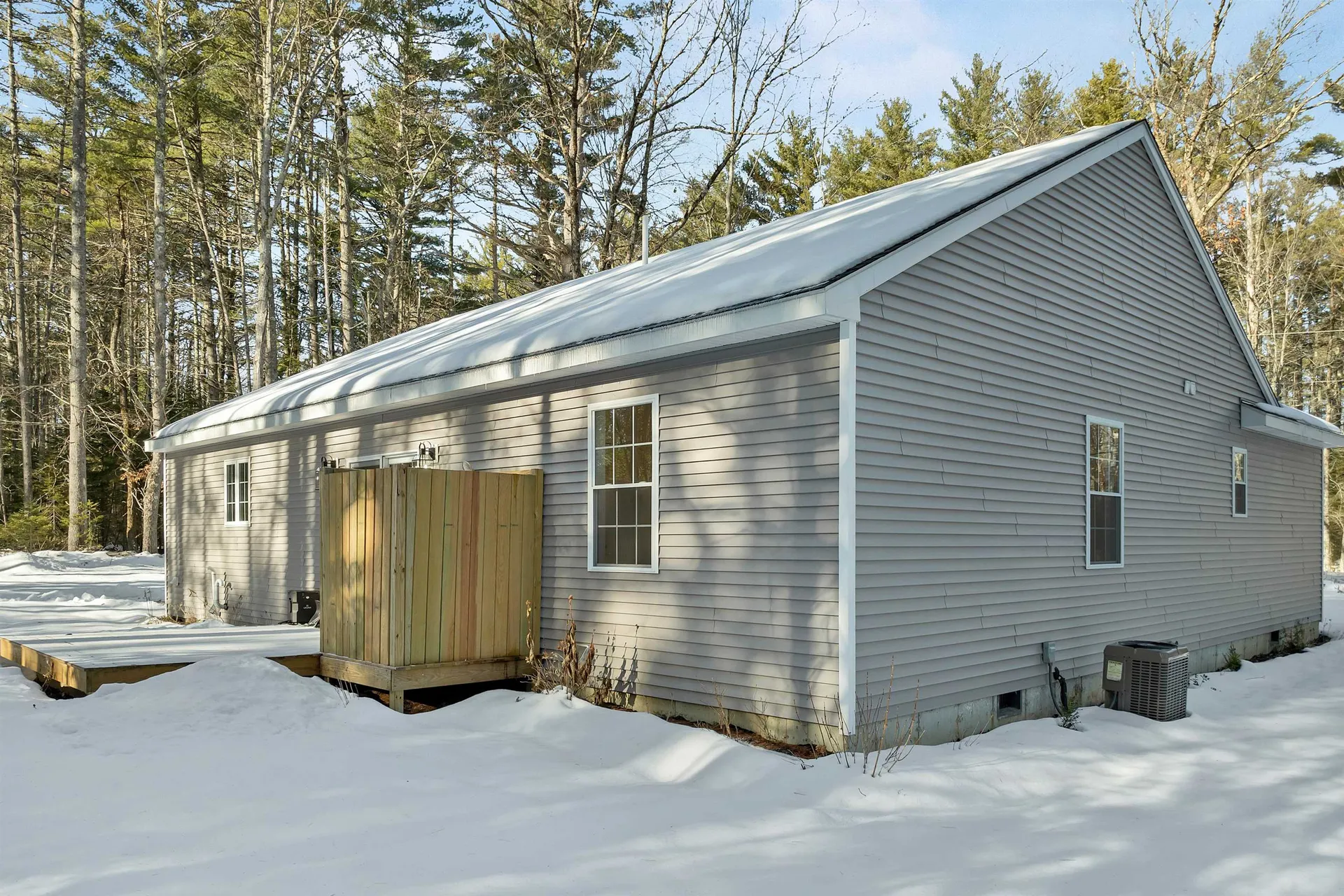 185 Town House Road Effingham NH 03882
