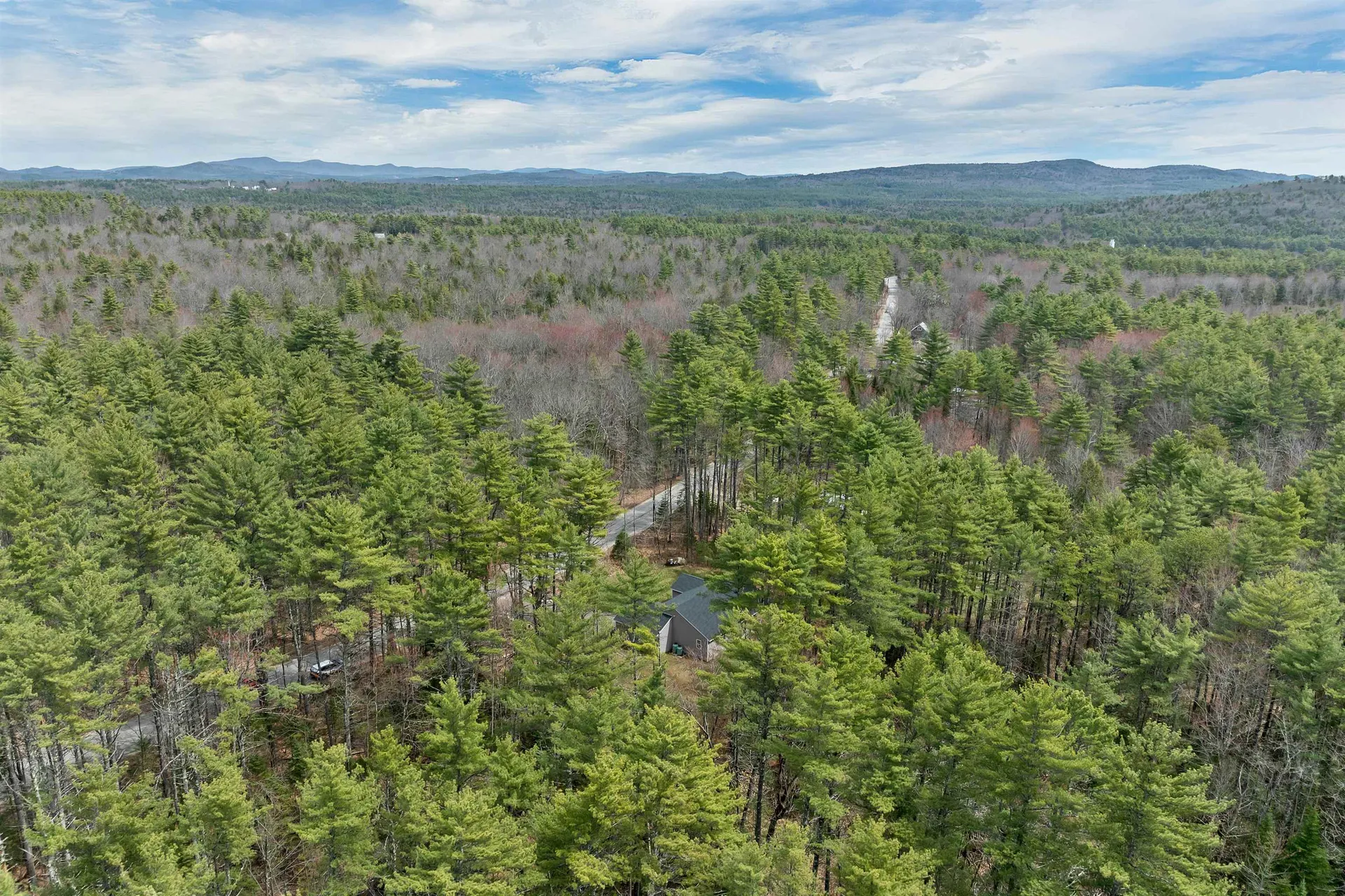 185 Town House Road Effingham NH 03882