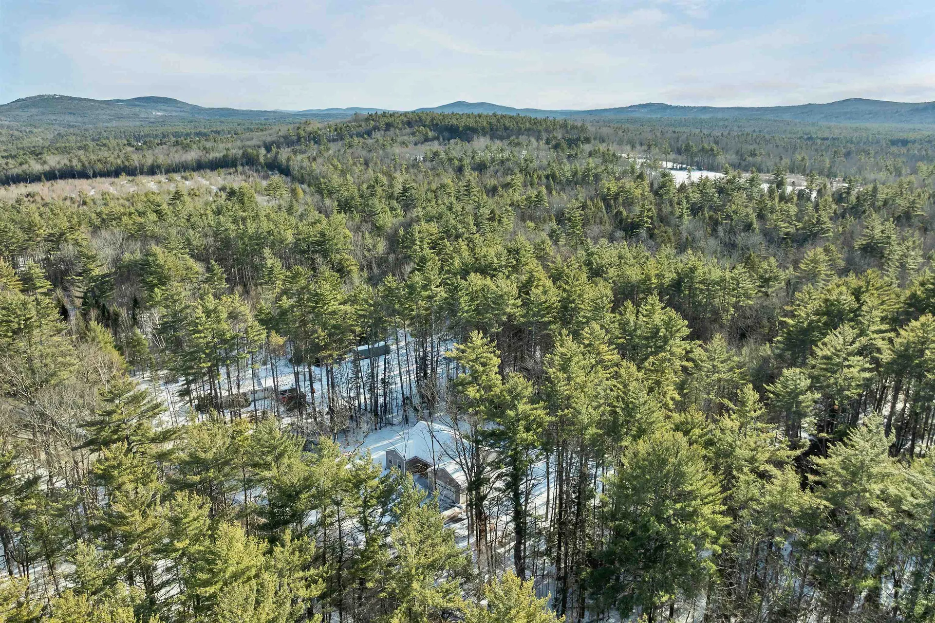 185 Town House Road Effingham NH 03882