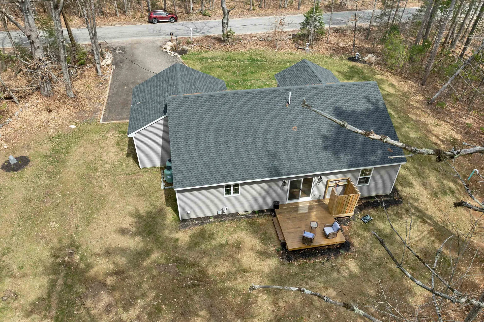 185 Town House Road Effingham NH 03882