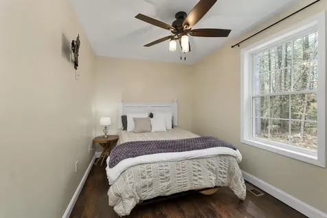 185 Town House Road Effingham NH 03882