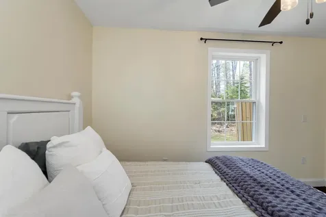 185 Town House Road Effingham NH 03882