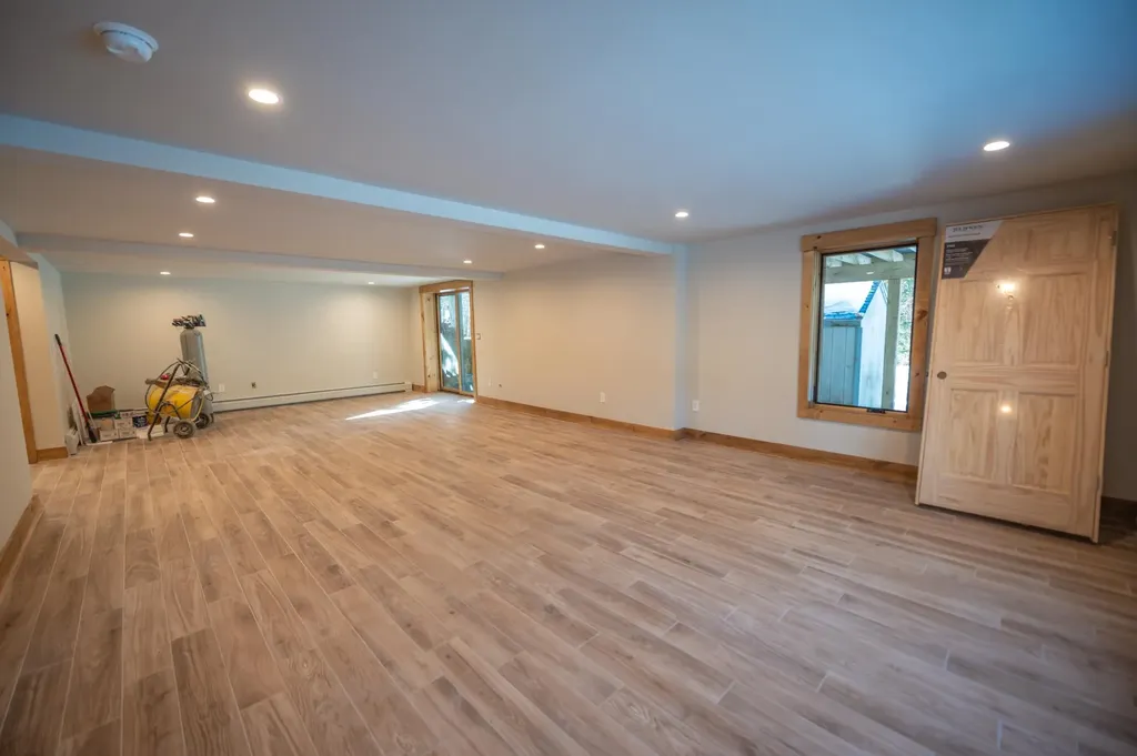 4 Breezy Way Dover VT 05356