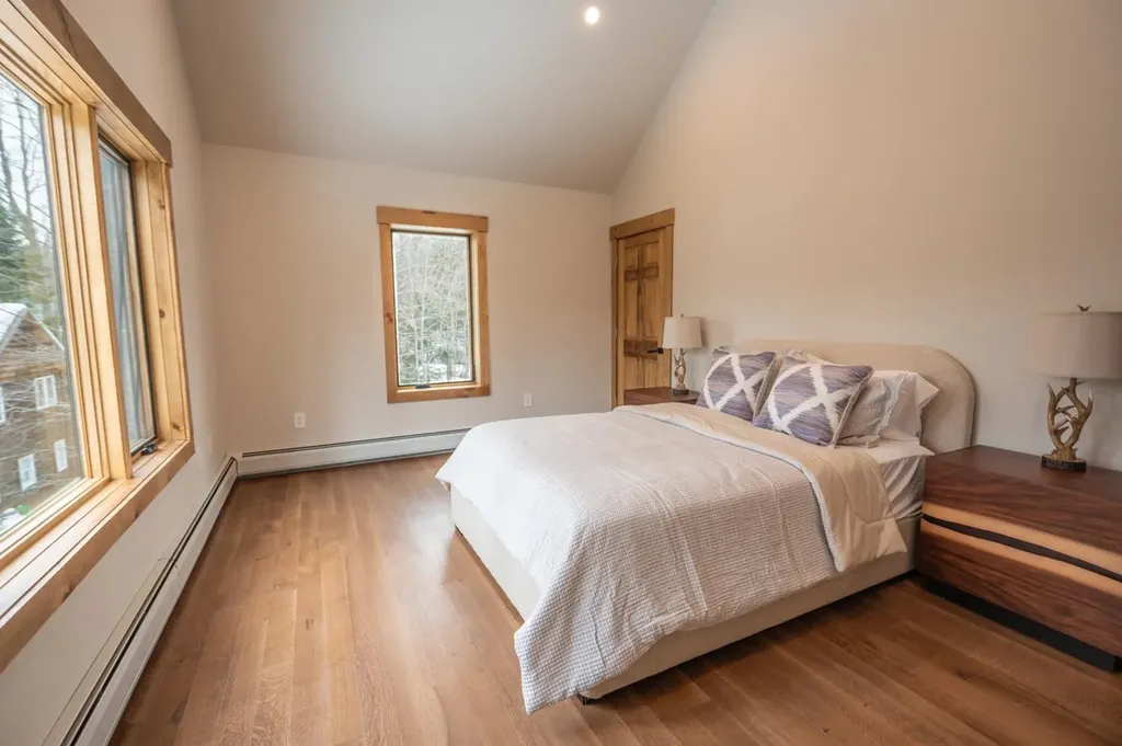 4 Breezy Way Dover VT 05356