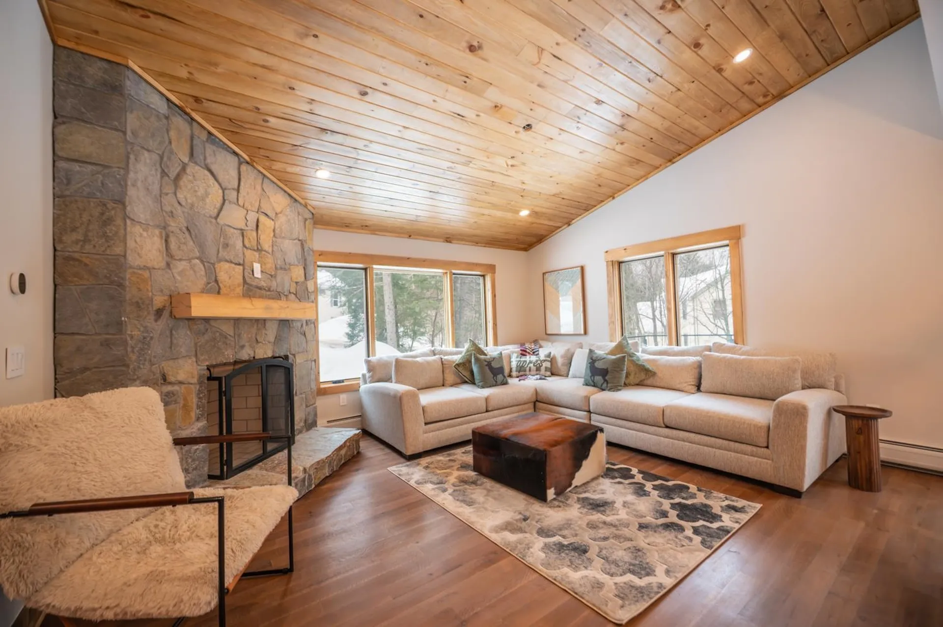 4 Breezy Way Dover VT 05356