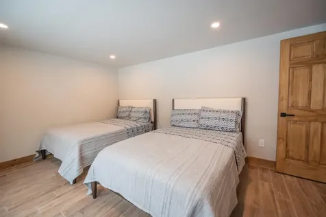 4 Breezy Way Dover VT 05356