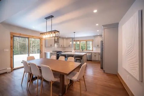 4 Breezy Way Dover VT 05356