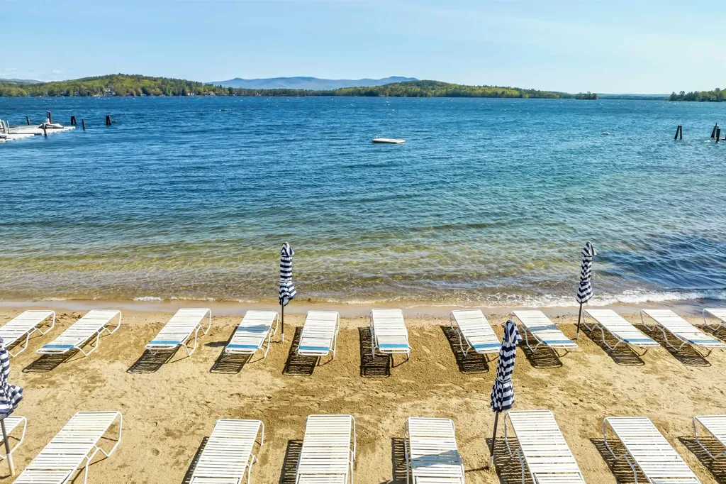 8 Deadreckoning Point Laconia NH 03246