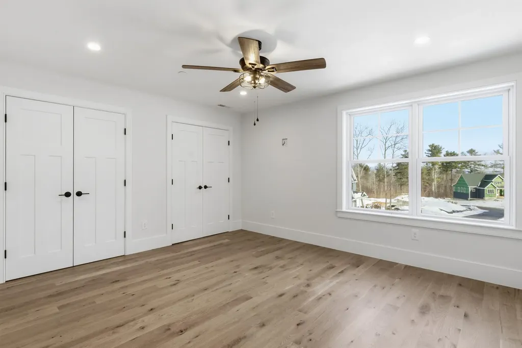 8 Deadreckoning Point Laconia NH 03246