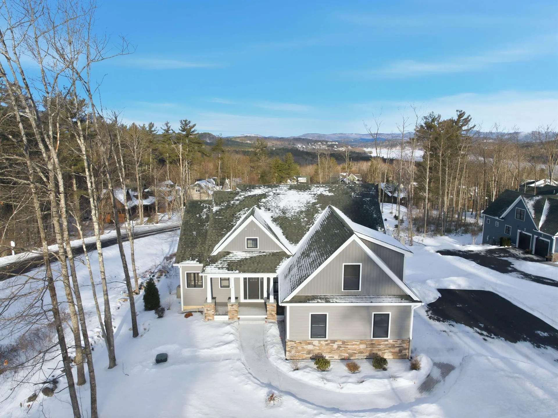 8 Deadreckoning Point Laconia NH 03246