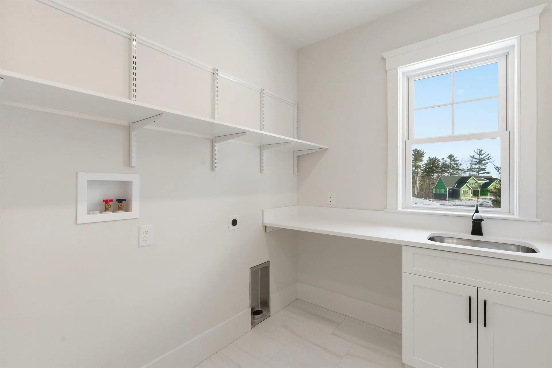 8 Deadreckoning Point Laconia NH 03246