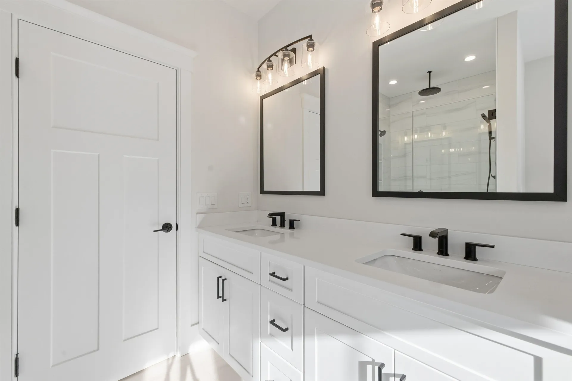 8 Deadreckoning Point Laconia NH 03246