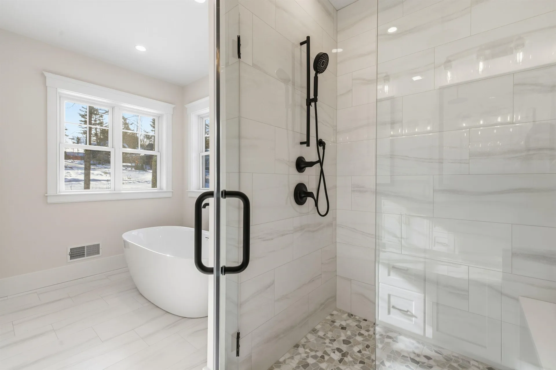 8 Deadreckoning Point Laconia NH 03246