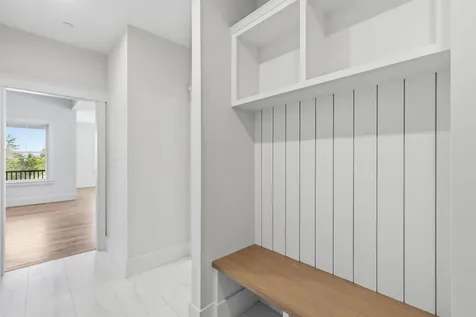 8 Deadreckoning Point Laconia NH 03246