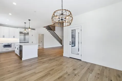 8 Deadreckoning Point Laconia NH 03246