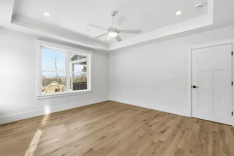 8 Deadreckoning Point Laconia NH 03246