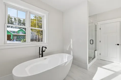 8 Deadreckoning Point Laconia NH 03246