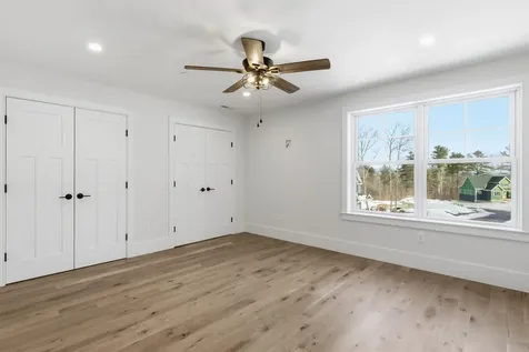 8 Deadreckoning Point Laconia NH 03246