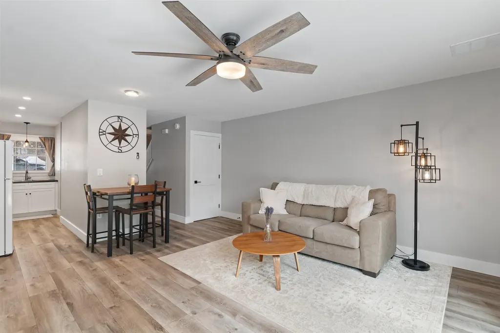 7 Sugartree Lane Essex Junction VT 05452