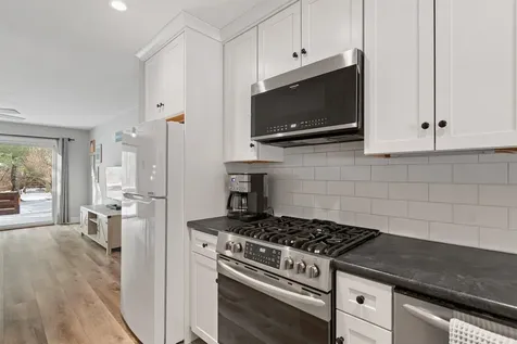 7 Sugartree Lane Essex Junction VT 05452