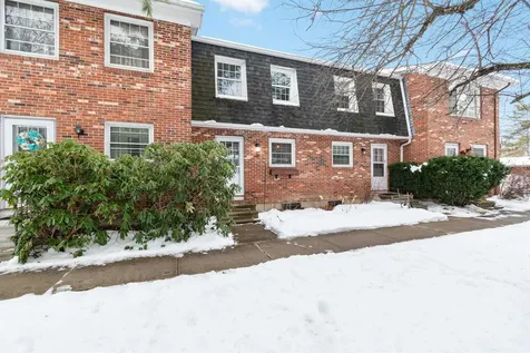 7 Sugartree Lane Essex Junction VT 05452