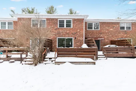 7 Sugartree Lane Essex Junction VT 05452