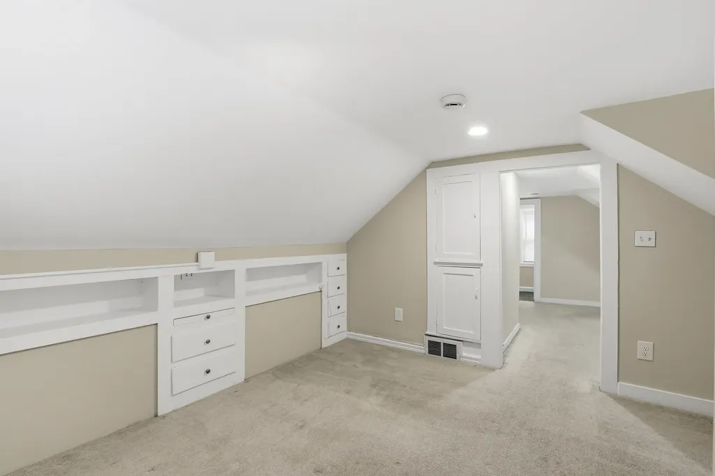 291 Mast Road Manchester NH 03102