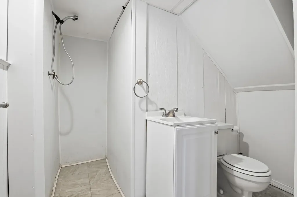 291 Mast Road Manchester NH 03102