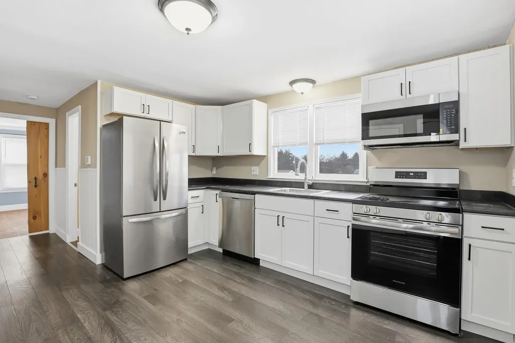 291 Mast Road Manchester NH 03102