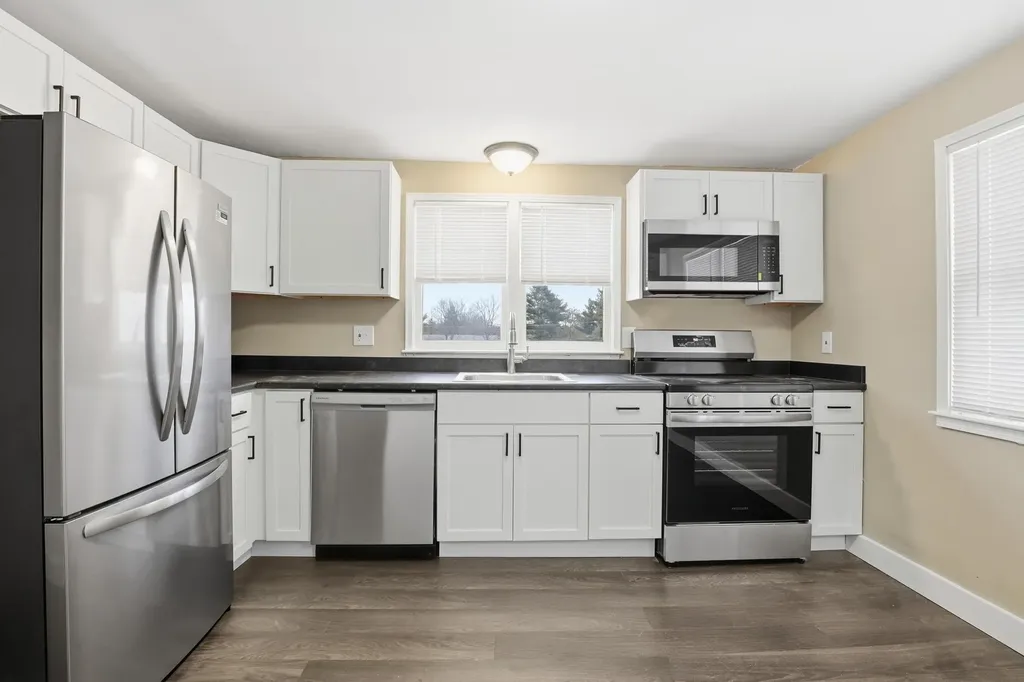 291 Mast Road Manchester NH 03102