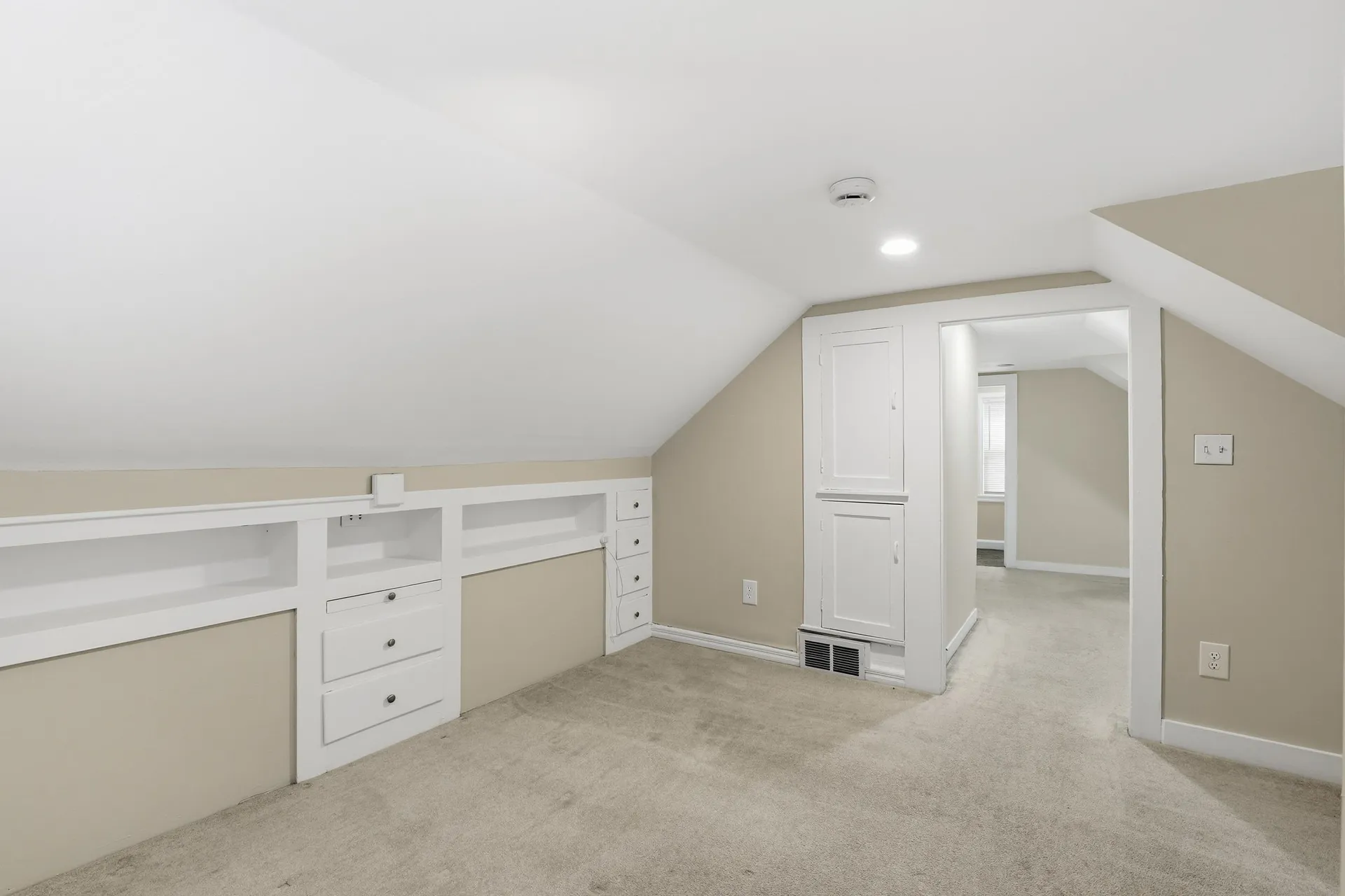 291 Mast Road Manchester NH 03102